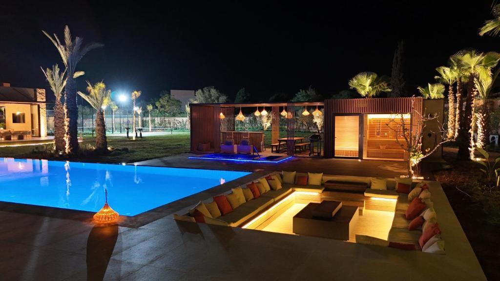 Villa, Route d'Amizmiz