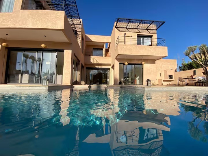 Villa image