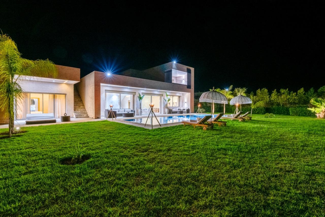 Villa, Route de Fès